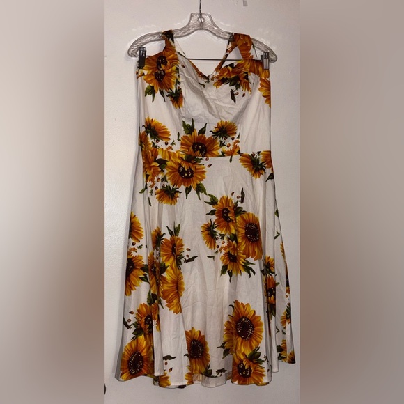 Floral Sunflower Dress - Picture 1 of 3